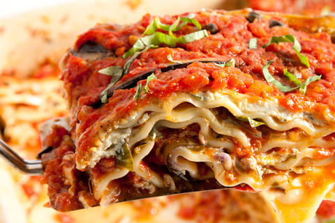 Going Vegan: Italian for vegans- Homemade Lasagna