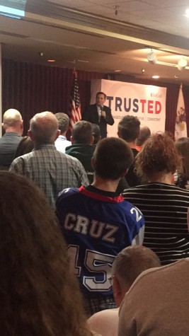 Ted Cruz speaks to a full house March 14 in Decatur.