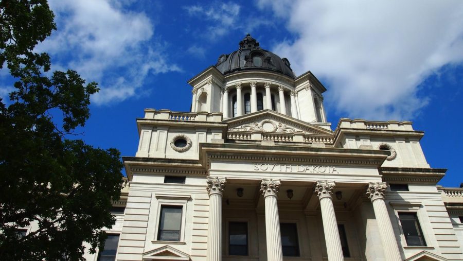 South_Dakota_State_Capitol_front_with_clouds