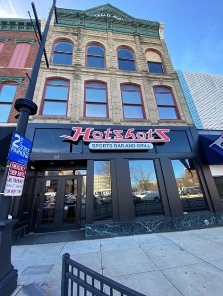 Hotshots Provides a Place for Millikin Students to Break the Millibubble
